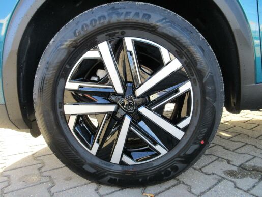Peugeot 2008 STYLE PureTech 100 S&S MAN6