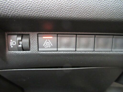 Peugeot 208 ALLURE 1.5 BHDi 100 S&S MAN6