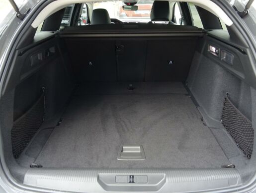 Peugeot 308 SW STYLE Hybrid 136 e-DCS6
