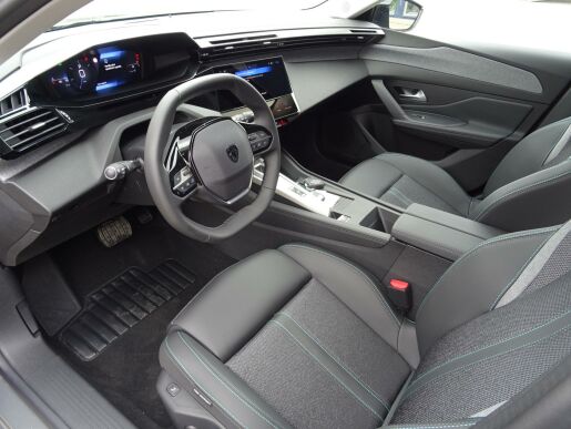 Peugeot 308 SW STYLE Hybrid 136 e-DCS6