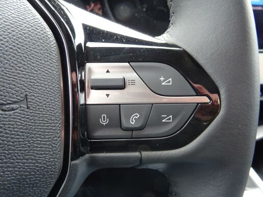 Peugeot 308 SW STYLE Hybrid 136 e-DCS6