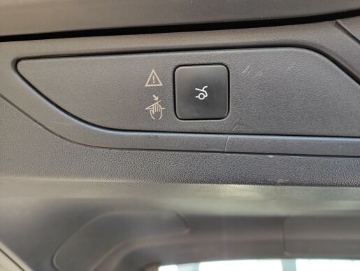 Citroën C4 Picasso EXCL 1.6 HDI MAN6 TAŽNÉ NAVI