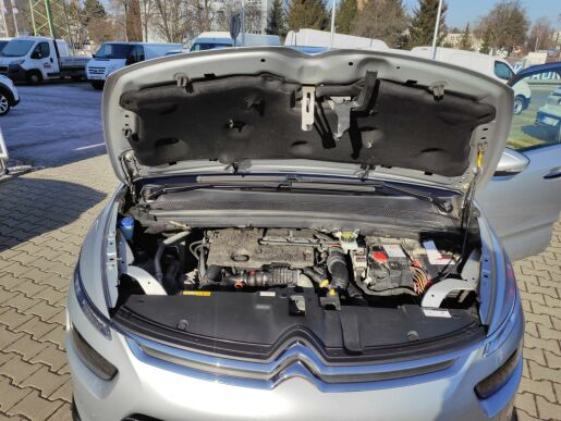 Citroën C4 Picasso EXCL 1.6 HDI MAN6 TAŽNÉ NAVI