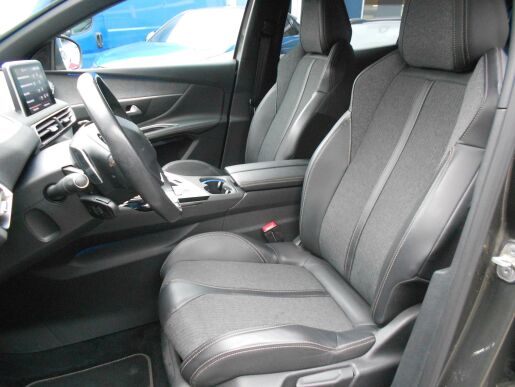 Peugeot 3008 GT line 2,0HDi EAT8