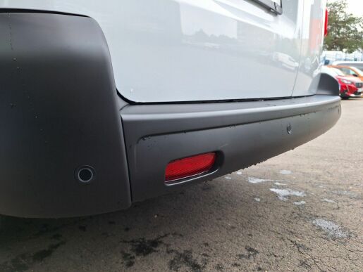 Peugeot Expert FG L3 2.0 BHDi 180 EAT8