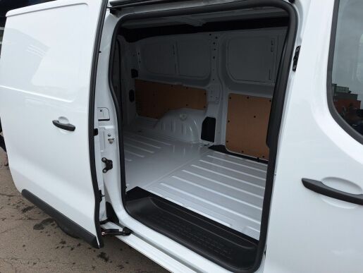 Peugeot Expert FG L3 2.0 BHDi 180 EAT8