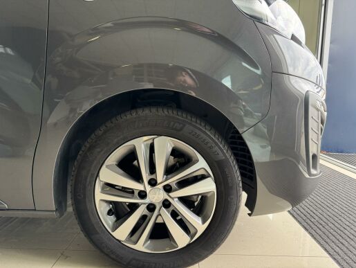 Peugeot Traveller e-Traveller Allure Standard