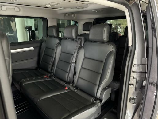 Peugeot Traveller e-Traveller Allure Standard
