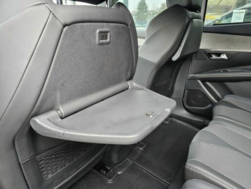 Peugeot 5008 ALLURE PACK 1.2 PT 130K EAT8