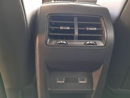 Peugeot 408 GT Hybrid 136 e-DCS6