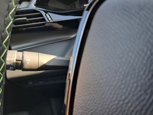 Peugeot 408 GT Hybrid 136 e-DCS6