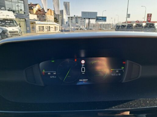 Peugeot 408 GT Hybrid 136 e-DCS6