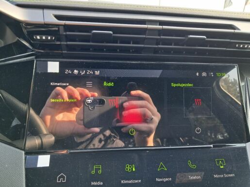 Peugeot 408 GT Hybrid 136 e-DCS6