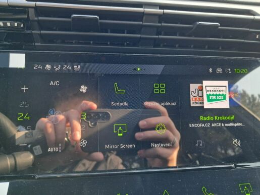 Peugeot 408 GT Hybrid 136 e-DCS6