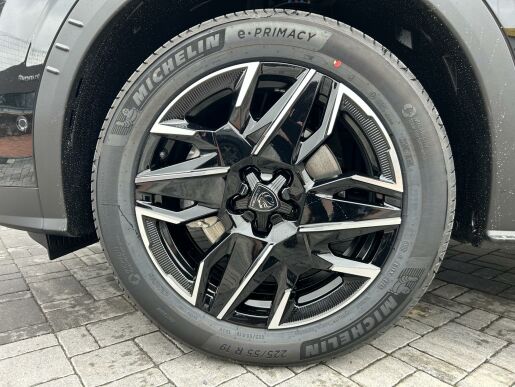Peugeot 5008 GT Hybrid 136 e-DCS6