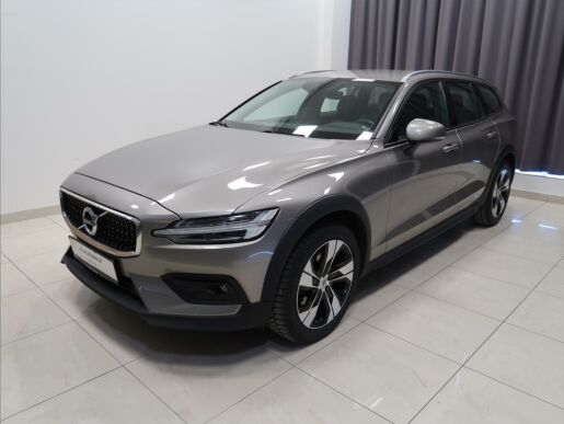 Volvo V60 2,0 D4 AWD AUT CROSS COUNTRY