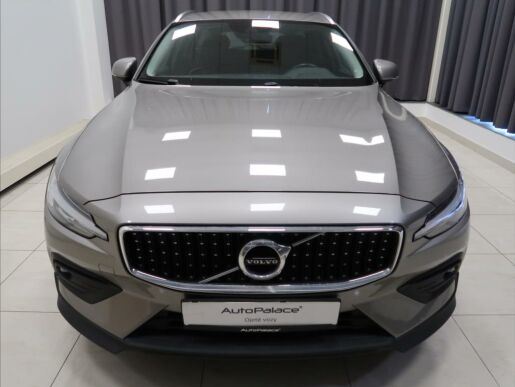 Volvo V60 2,0 D4 AWD AUT CROSS COUNTRY