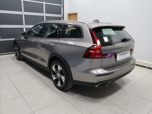 Volvo V60 2,0 D4 AWD AUT CROSS COUNTRY