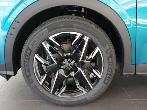 Peugeot 3008 ALLURE Hybrid 136k e-DCS6