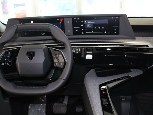 Peugeot 3008 ALLURE Hybrid 136k e-DCS6