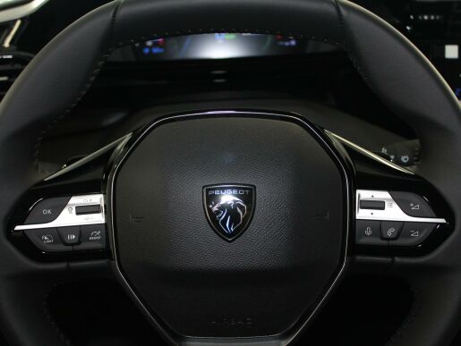 Peugeot 408 ALLURE Plug-in HYBRID 225 EAT