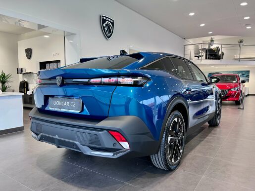 Peugeot 408 ALLURE Hybrid 136k Automat