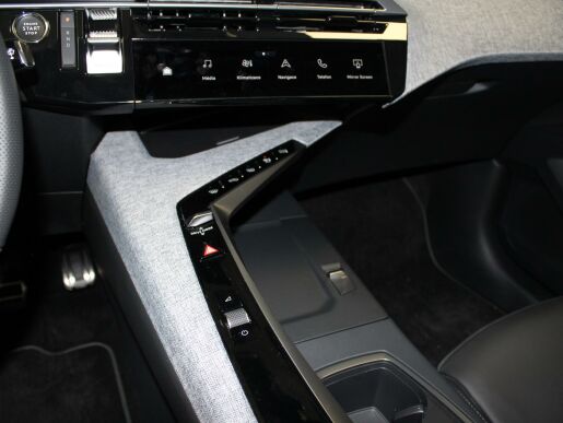 Peugeot 5008 GT Plug-in HYBRID 195k e-DCS7