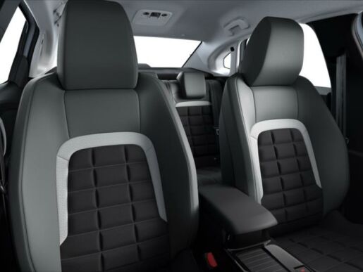 Citroën C4 X 1,2 PureTech 130 EAT8 PLUS