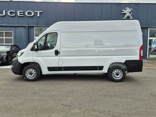 Peugeot Boxer 3300 L2H2 BlueHDi 120k S&S MAN