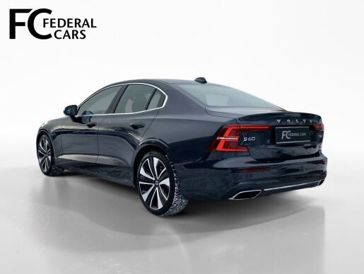 Volvo S60 T5 FWD // INSCRIPTION