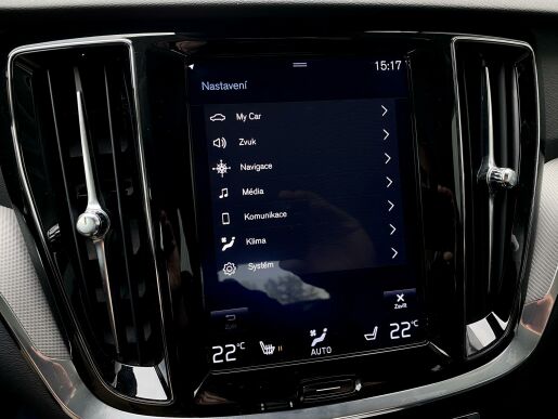 Volvo S60 T5 FWD // INSCRIPTION