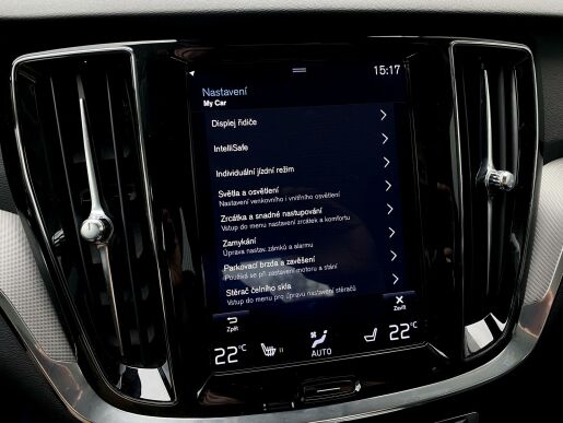Volvo S60 T5 FWD // INSCRIPTION