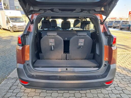 Peugeot 5008 Active Pack 1,5 BlueHDi 130 S&