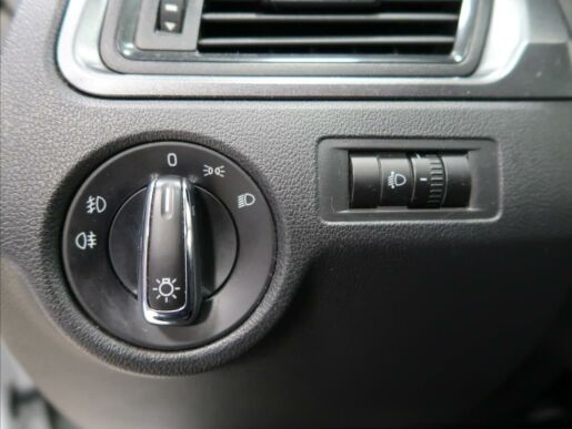 Škoda Rapid 1,6 TDI 77kW Ambition Fresh