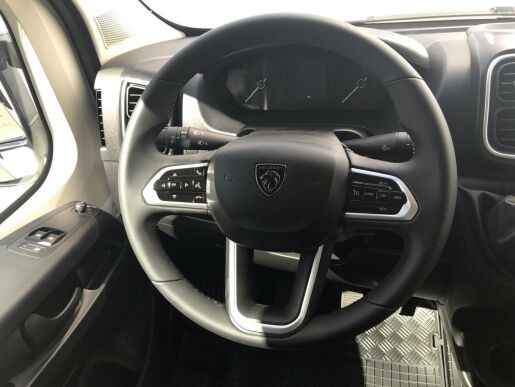Peugeot Boxer 4350 L4H2 MAN6 2,2 BlueHDi