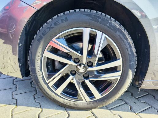 Peugeot 208 1.2 PureTech/74kW ALLURE S&S
