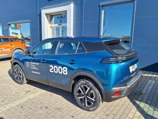 Peugeot 2008 STYLE PureTech 100 M6