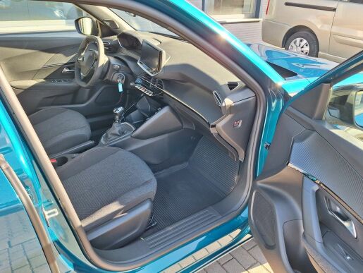 Peugeot 2008 STYLE PureTech 100 M6