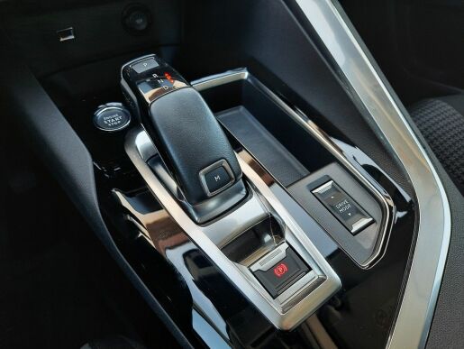 Peugeot 3008 ACTIVE PACK 1.5 BHDi 130k EAT8