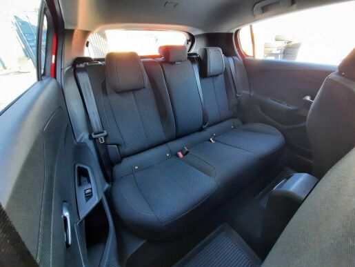 Peugeot 308 ACTIVE PACK 1.2 PT 130k EAT8