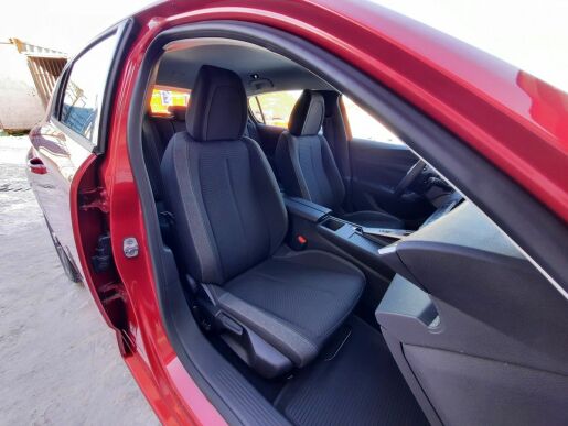 Peugeot 308 ACTIVE PACK 1.2 PT 130k EAT8