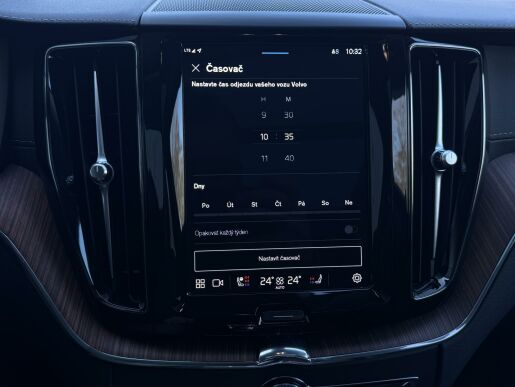 Volvo XC60 B5 AWD ULTIMATE DARK B&W +KOLA