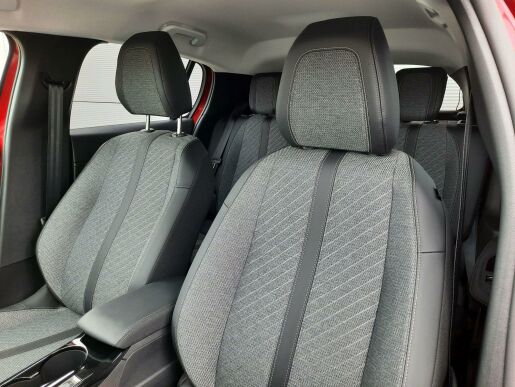 Peugeot 208 ALLURE PureTech 100 S&S MAN6
