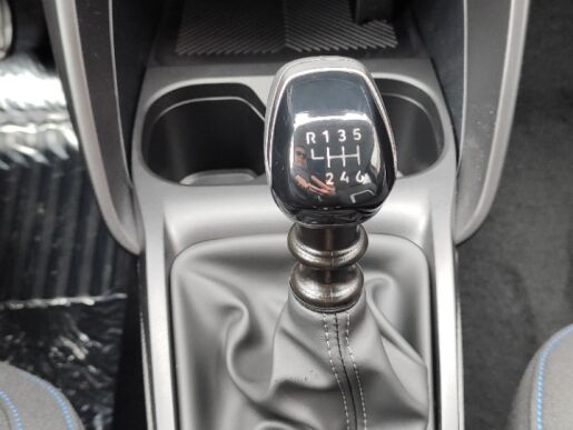 Citroën C3 PLUS TURBO 100 S&S MAN6 