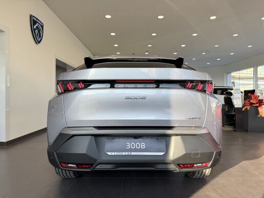 Peugeot 3008 ALLURE Hybrid 145k, Automat
