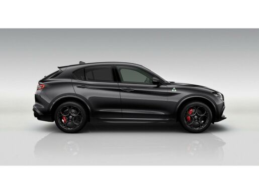 Alfa Romeo Stelvio 2.9 V6 BiTurbo 520k QV Carbon