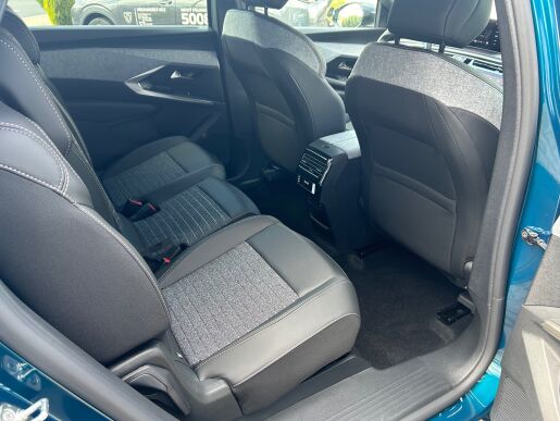Peugeot 5008 ALLURE Hybrid 145 e-DCS6