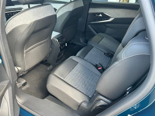 Peugeot 5008 ALLURE Hybrid 145 e-DCS6