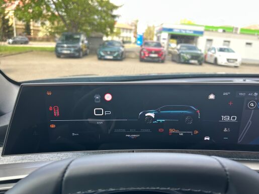 Peugeot 5008 ALLURE Hybrid 145 e-DCS6