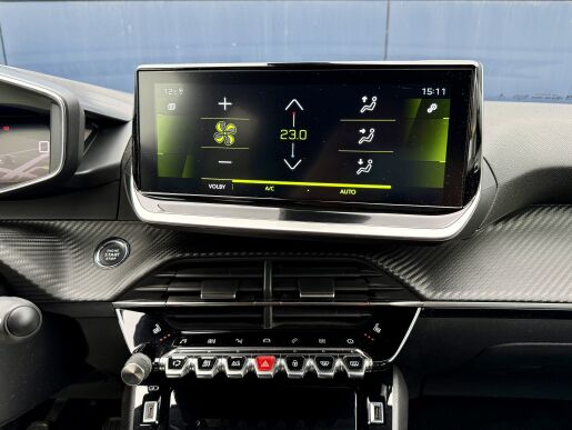 Peugeot 2008 ALLURE PACK 1.5HDi, ČR, Navigace